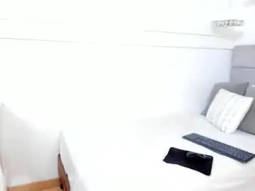 Chaturbate Watch Live Sex Cams of snooky_clintonn