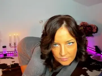 Chaturbate Free Live Porn of viciousqueen