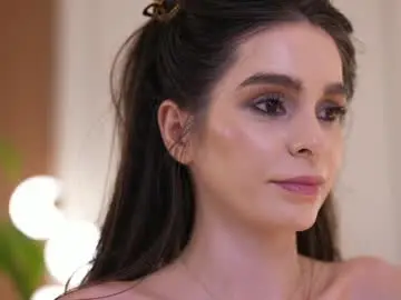 Chaturbate Best live sex cam show of dovia