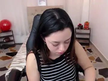 Chaturbate Live Sex Cam of lia_glow