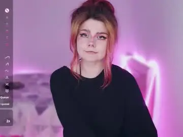 Chaturbate Free Porn Cam of makelovenotwarbitchess