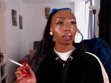 Chaturbate Watch Live Sex Cams of missemilie1