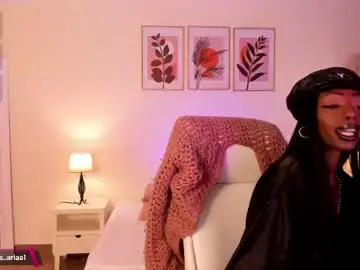 Chaturbate Adult Webcam of missemilie1