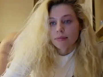 Chaturbate Live Sex Cam of allissonhotbb