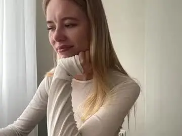 Chaturbate Best live sex cam show of bebravee