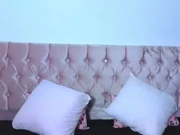 Chaturbate Free Porn Cam of cristal_moon01