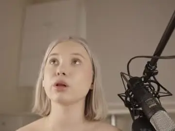 Chaturbate Private Sex Chat of jennyplaudis_