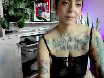 Chaturbate Sex Chat of tattoo_ninja_kitty