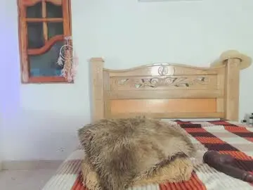 Chaturbate Live Sex Cam of bratz_glloe