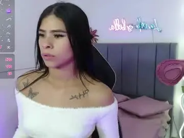 Chaturbate Free Live Porn of evelyn_tay1