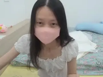 Chaturbate Free Porn Cam of miahchan68