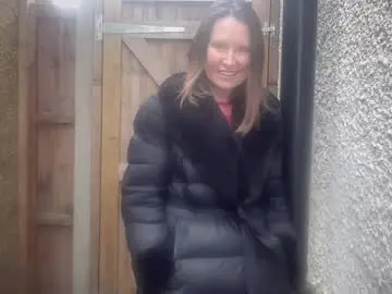 Chaturbate Free Porn Cam of eatmypie69