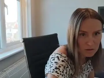 Chaturbate Watch Live Sex Cams of eatmypie69