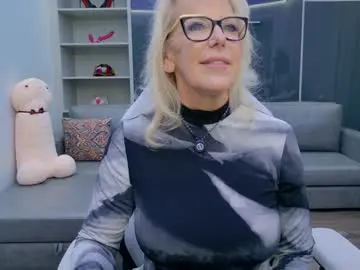 Chaturbate Free Porn Cam of fitcougarcb