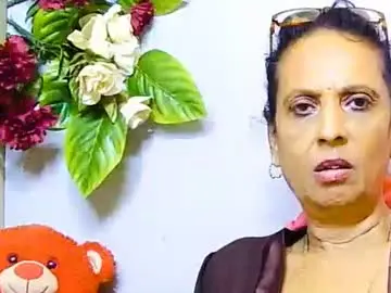 Chaturbate Best live sex cam show of hot_queen58