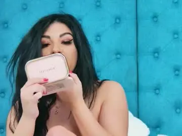 Chaturbate Free Porn Cam of emilycolle_