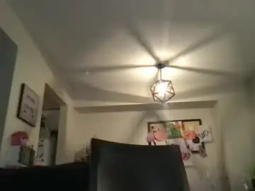 Chaturbate Live Porn of thedevinemilf