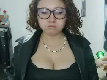Chaturbate Sex Cam of curly_greeneyed