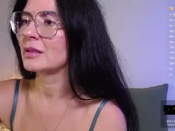 Chaturbate Live Porn of adelina_shine