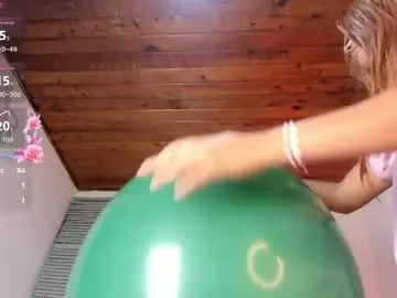 Chaturbate Live Porn of alicedoll18