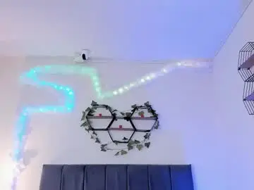 Chaturbate Best live sex cam show of ambar_gh1