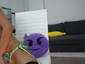 Chaturbate Best live sex cam show of ashley_benson1