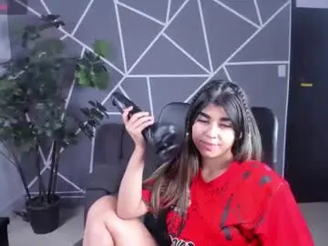 Chaturbate Best live sex cam show of nahomiconnor_