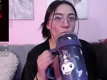 Chaturbate Free Porn Cam of connie_haze