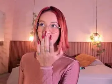 Chaturbate Live Sex Cam of daphne_courtis
