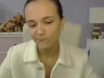 Chaturbate Best live sex cam show of emilly_lust99