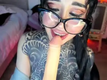 Chaturbate Adult Video Chat of musedreams