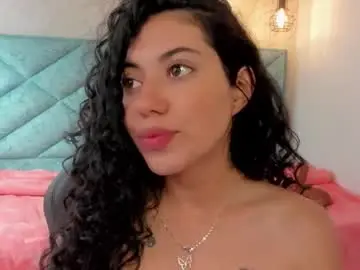 Chaturbate Live Sex Cam of lucy_greys_