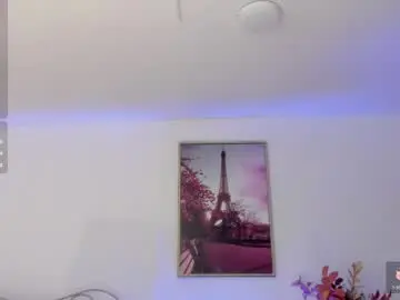 Chaturbate Live Sex Cam of cristie_ortiz