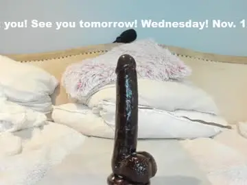 Chaturbate Watch Live Sex Cams of eatmygingersnapps