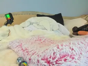 Chaturbate Adult Video Chat of eatmygingersnapps