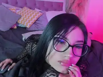 Chaturbate Free Live Porn of lilitth_isadore