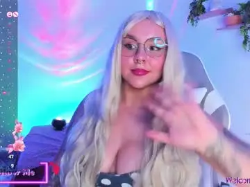 Chaturbate Best live sex cam show of meggan_millerr