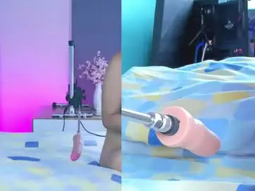 Chaturbate Live Sex Cam of miiastone_cm