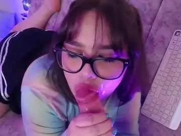 Chaturbate Sex Cam of chaarlotte_1