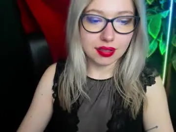 Chaturbate Best live sex cam show of heidi_pleasure