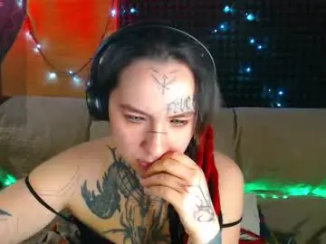 Chaturbate Live Sex Cam of sabrina_raiders_666