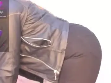 Chaturbate Adult Video Chat of amy_isabella