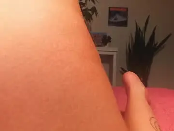 Chaturbate Live Sex Cam of khloeexoxo