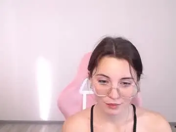 Chaturbate Sex Cam of kisulya_meow246