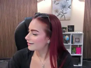 Chaturbate Live Sex Cam of _redfoxxx_