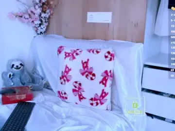 Chaturbate Best live sex cam show of thegirlonthecouch