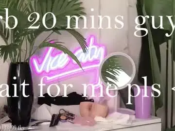 Chaturbate Free Live Porn of violetvio1ator