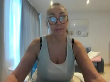 Chaturbate Best Webcam of 14risha