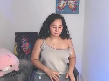 Chaturbate Live Sex Cam of luciana_keating