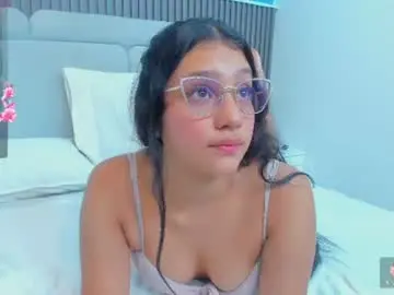 Chaturbate Live Sex Cam of vale_cute18